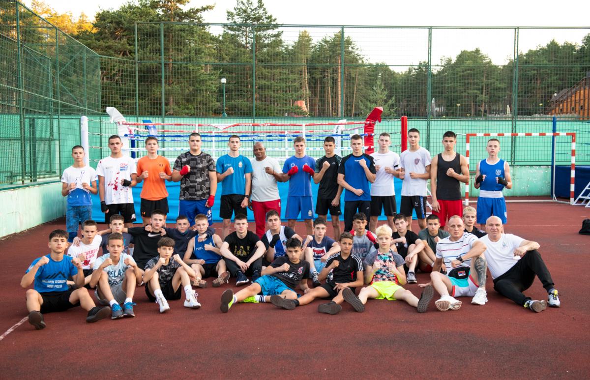 Bokseri juniori pripreme