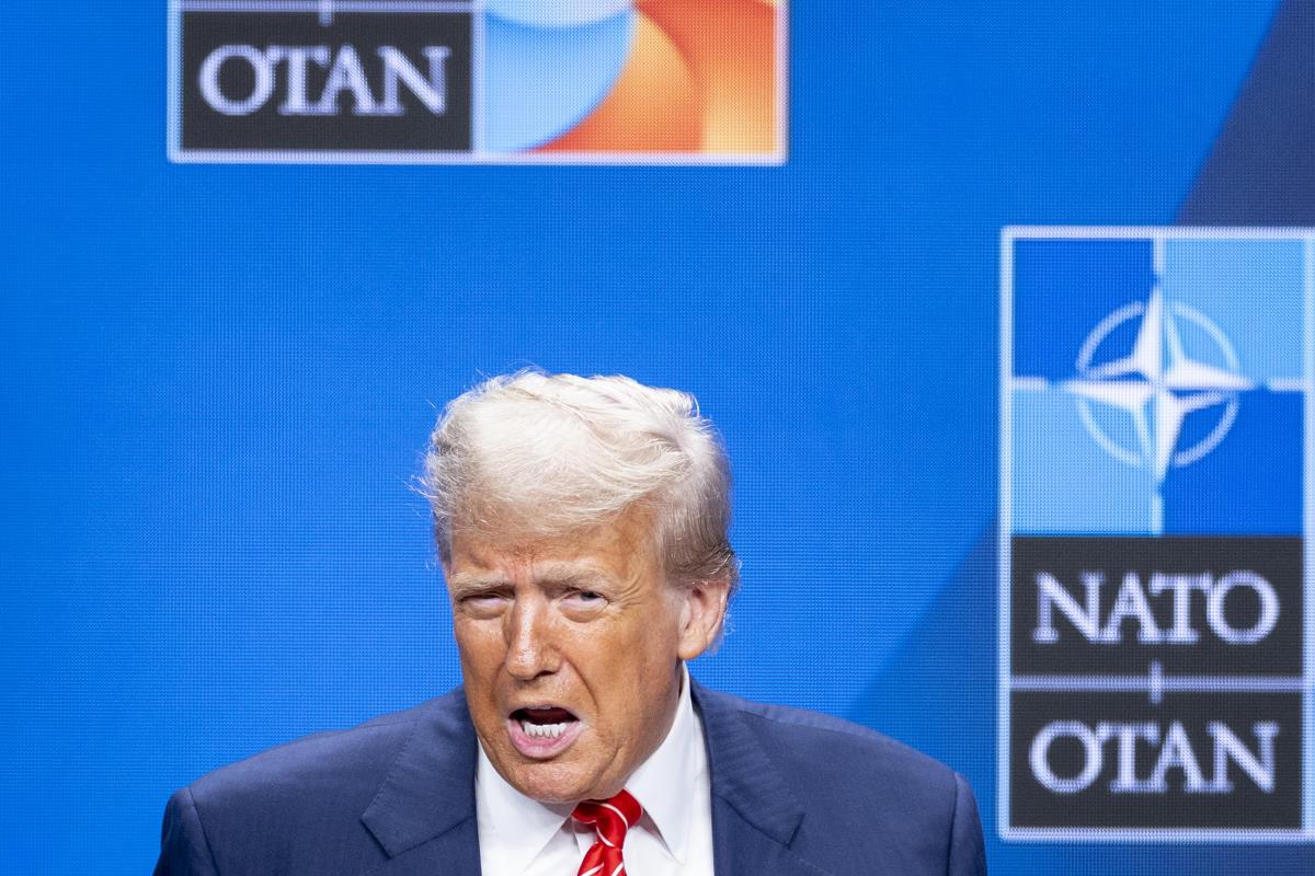 101 EPA Robin Van Lonkhuijsen.jpg