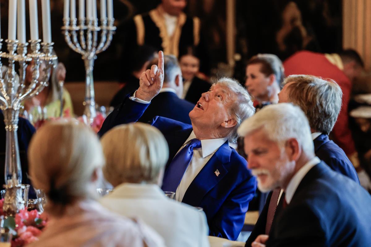 102 EPA Remko De Waal  Pool.jpg