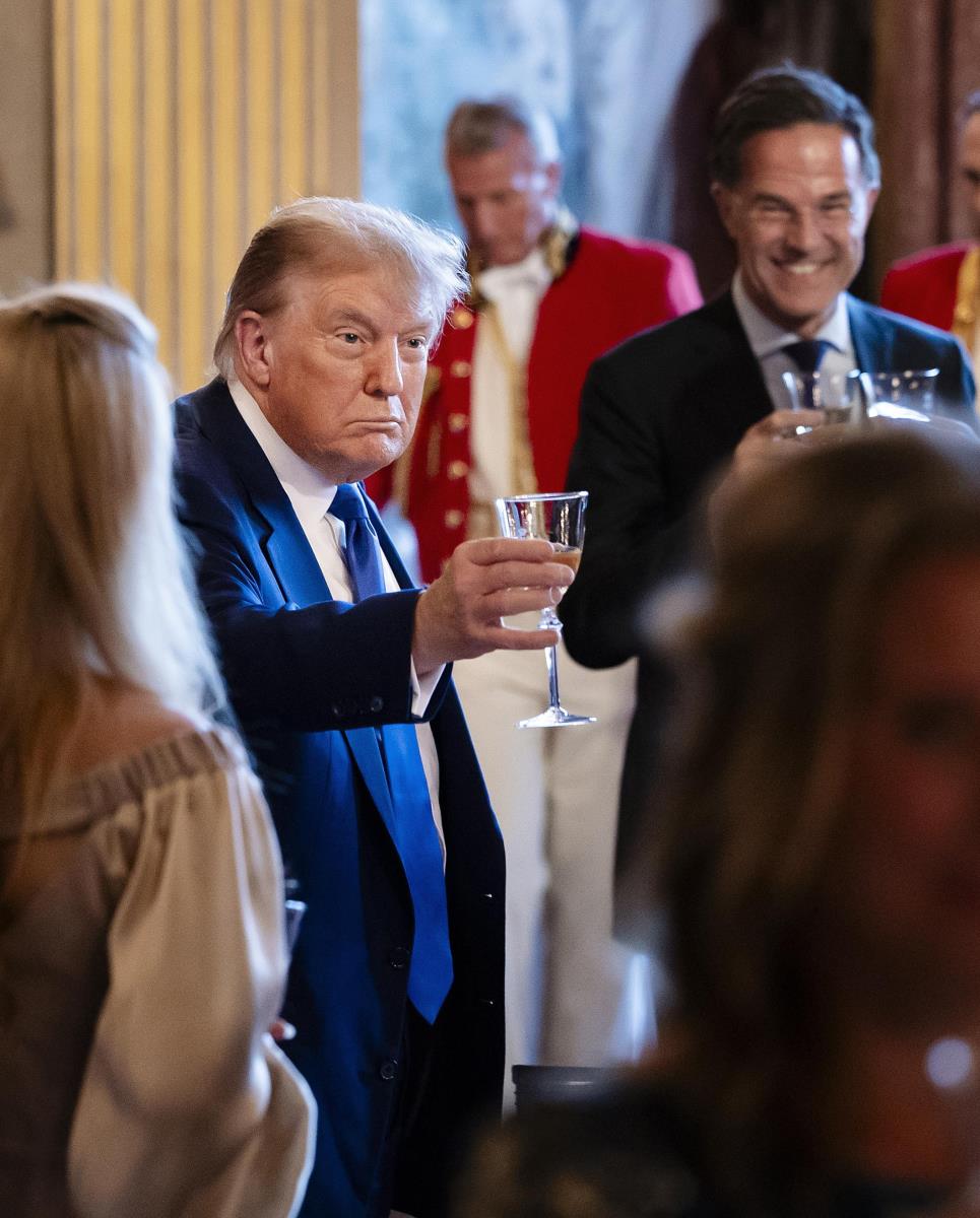 1 EPA Remko De Waal  Pool.jpg