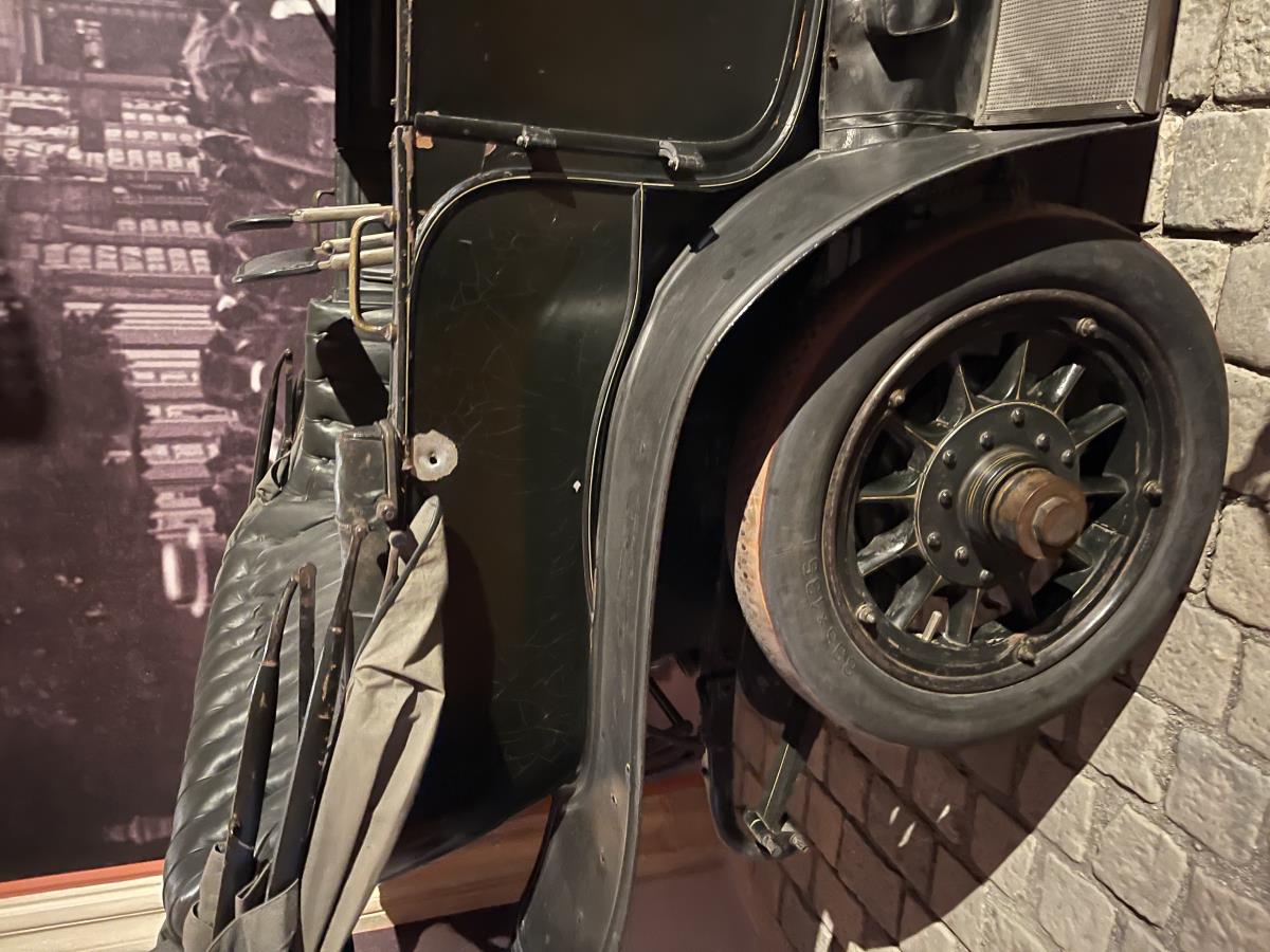 Automobil u kojem su se nalazili Franc Ferdinand i Sofija Duke prilikom atentata u Sarajevu