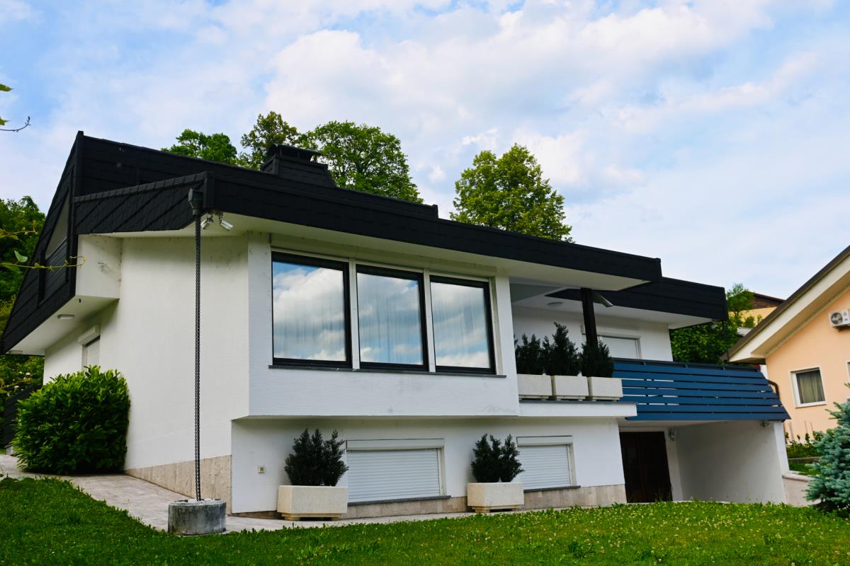 1605MELANIJA TRAMP  marko karovic (15).jpg