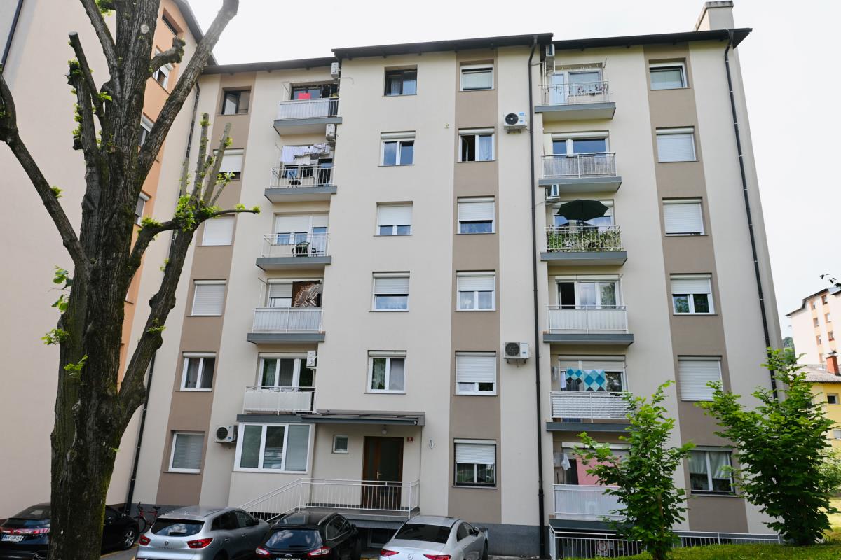 1605MELANIJA TRAMP  marko karovic (26).jpg