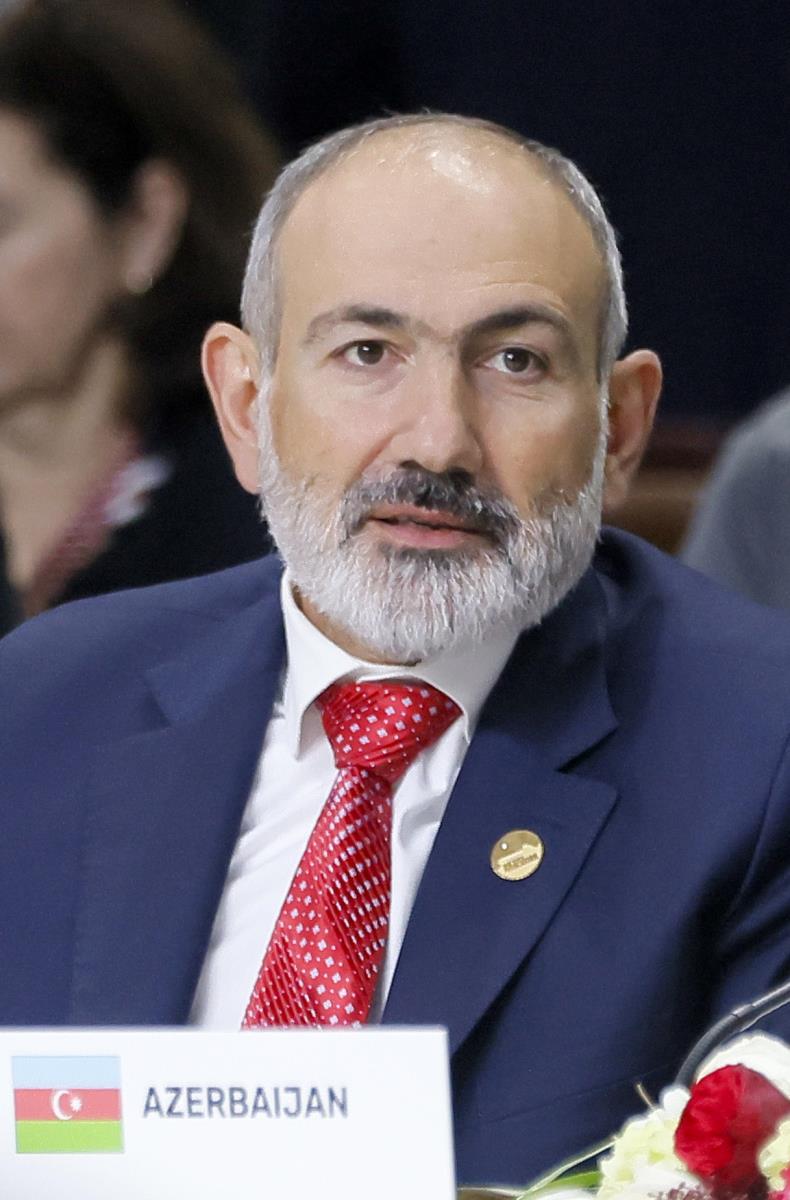 101 EPA Maxim Shemetov  Pool.jpg