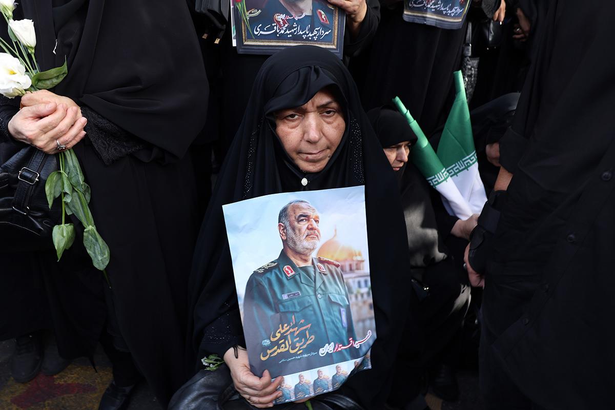 x10 EPA Abedin Taherkenareh.jpg