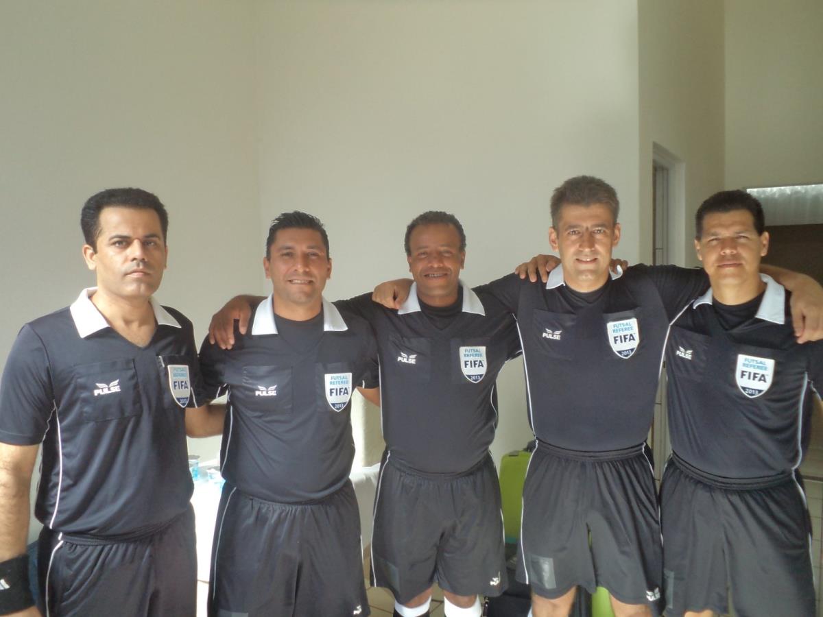 Damir Radović sa kolegama FOTO Privatna arhiva.jpg