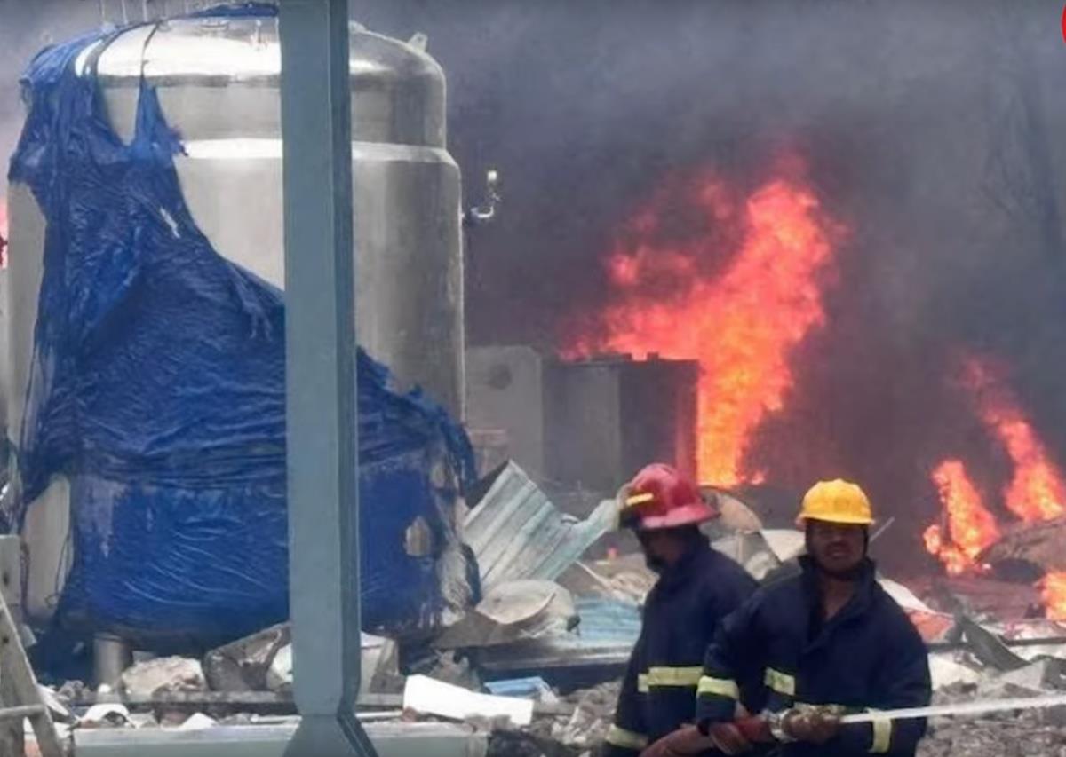 2025-06-30 14_04_36-Telangana Chemical Plant Explosion_ 7 Feared Dead, 20 Injured in Sangareddy's Pa.png