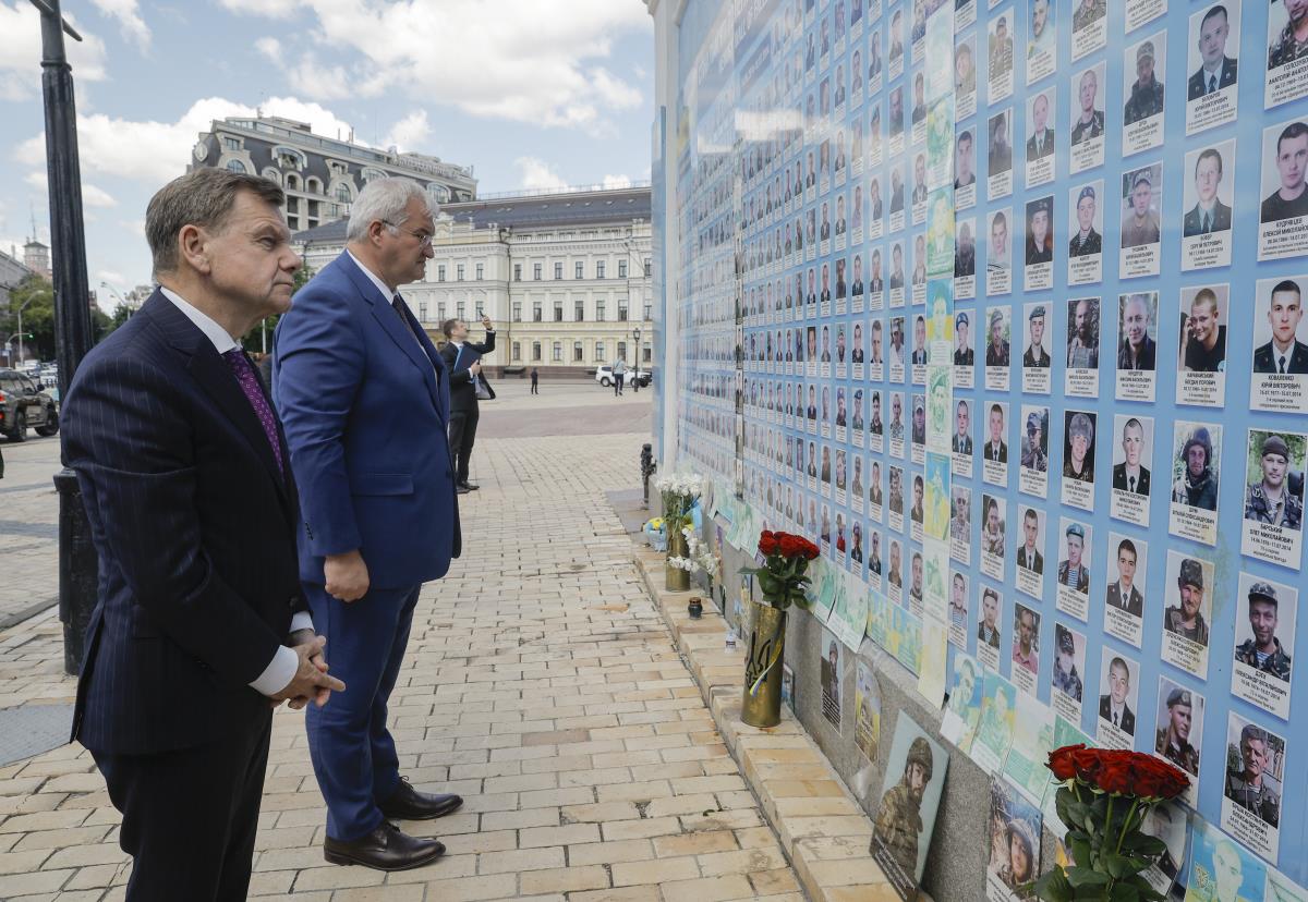 x03 EPA Sergey Dolzhenko.jpg