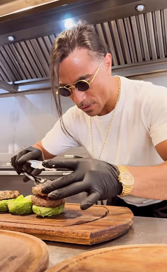 Šta se desilo sa čuvenim Nusretom, poznatim kao Salt Bae