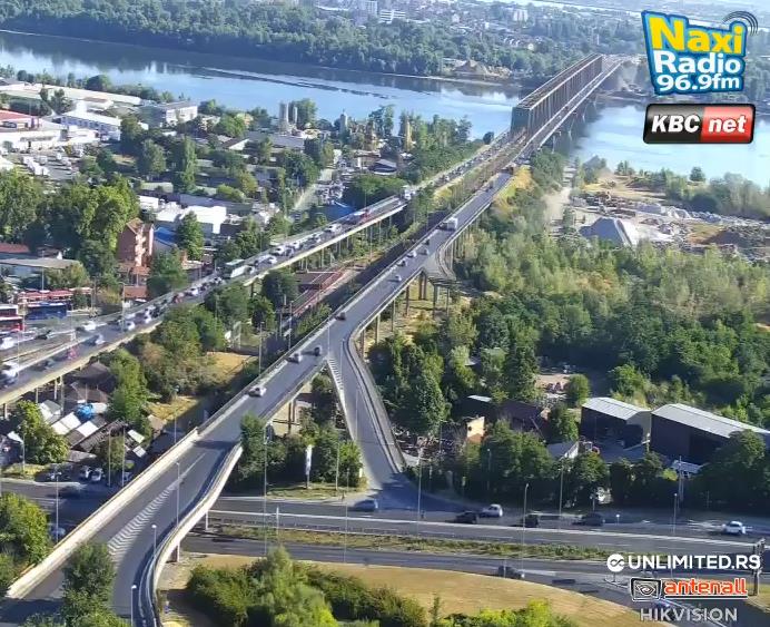 2025-07-02 07_13_16-Naxi radio _ Opusti se i uživaj — Mozilla Firefox.png