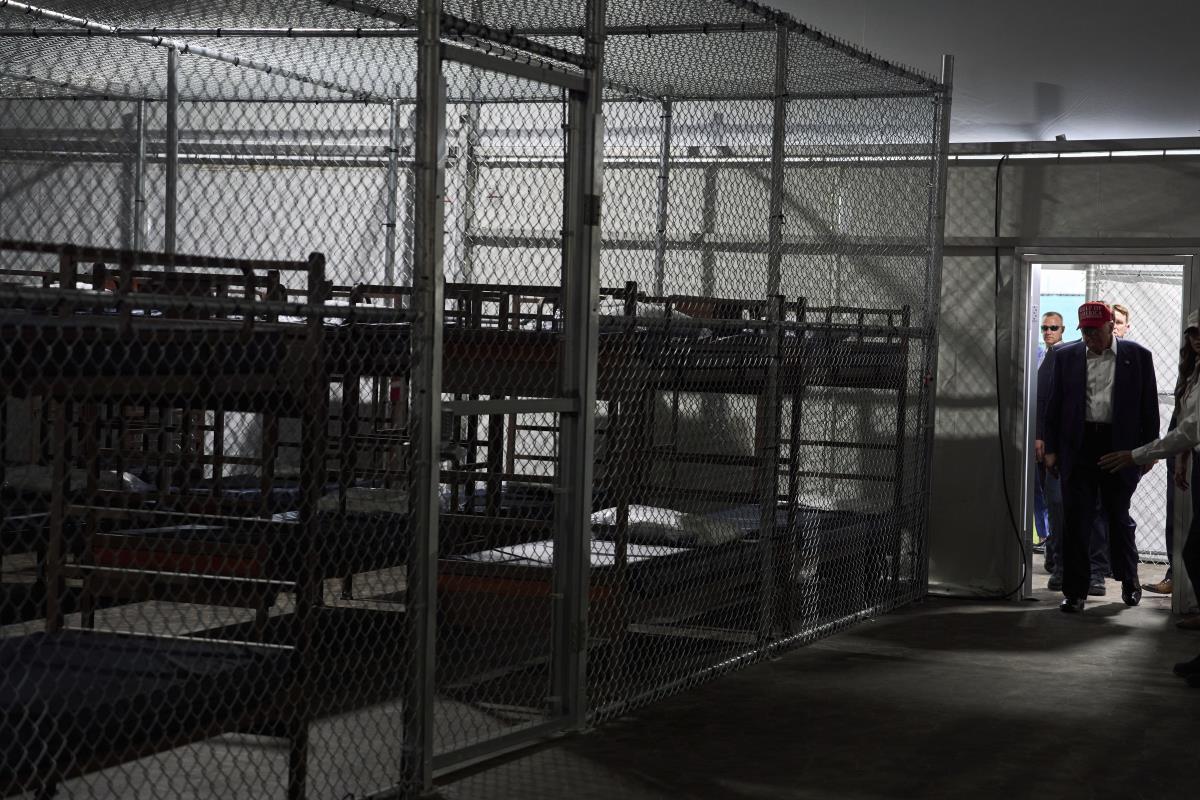 trump04 AP Evan Vucci.jpg