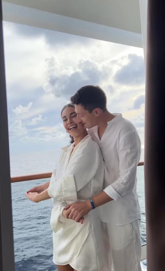 Dženi Martin udata je za glumca Uroša Jovčića