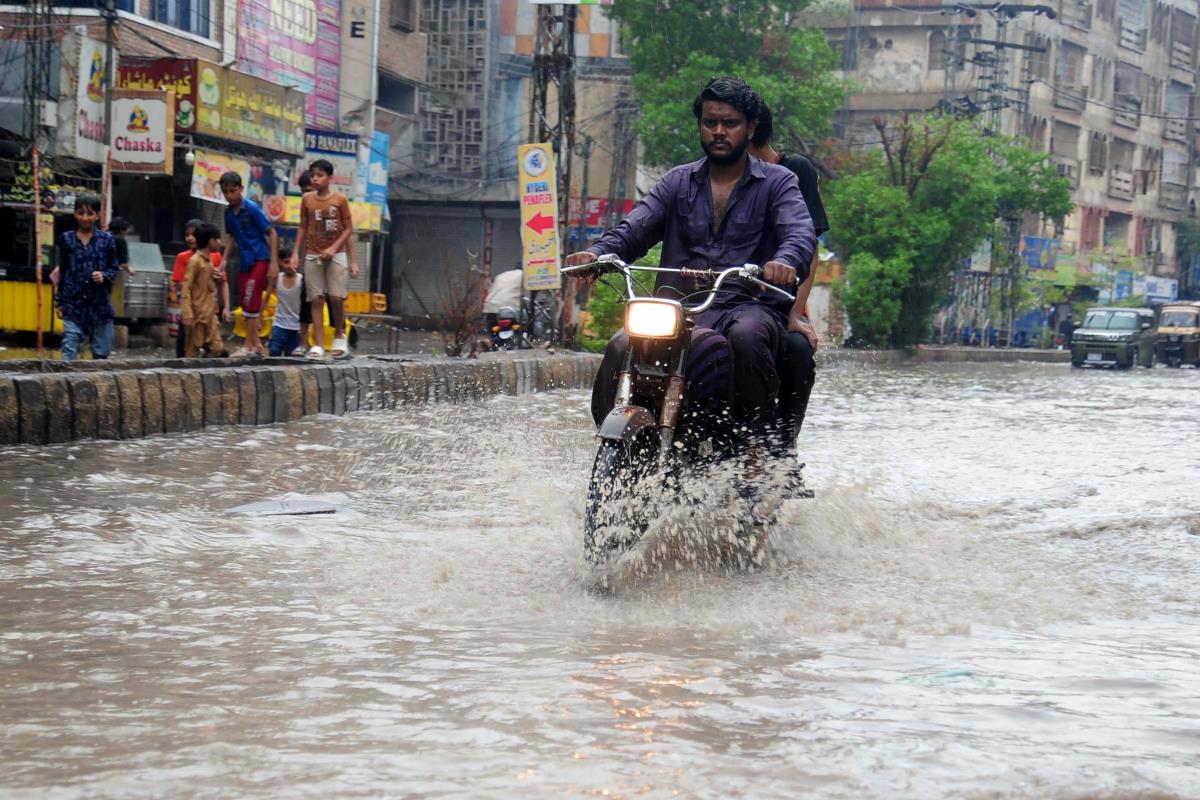 102 EPA Nadeem Khawar.jpg