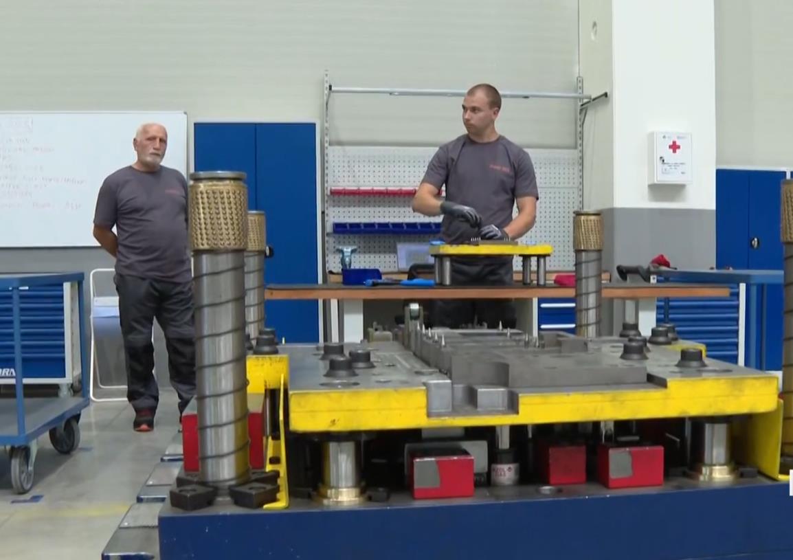 2025-07-03 11_41_35-EON - Kanali.jpg