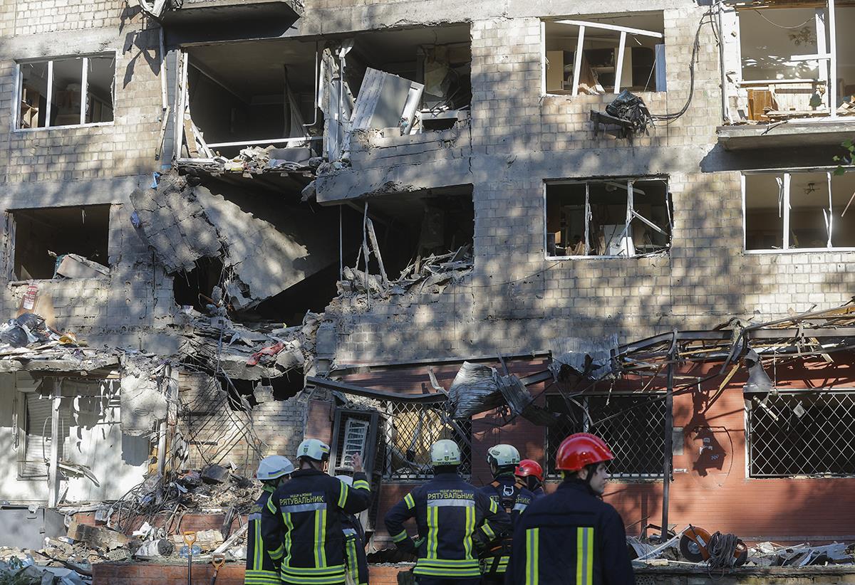 x04 EPA Sergey Dolzhenko.jpg