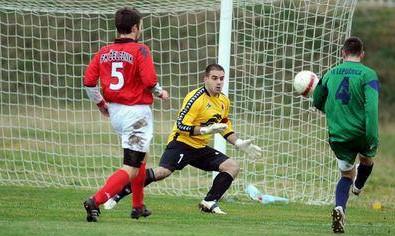 Đorđe Bulić na golu 2.jpg