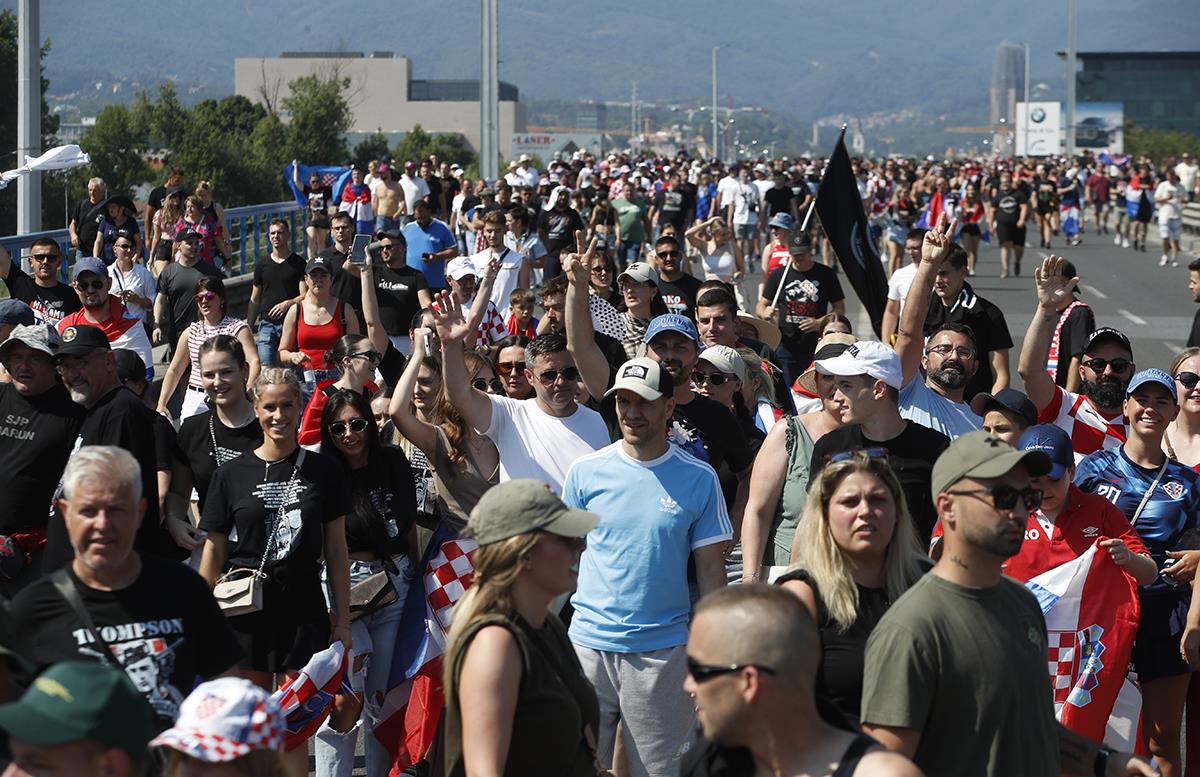 x13 EPA Antonio Bat.jpg