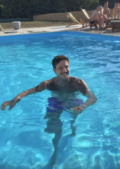 "MAJI SE SVIĐA LUKA, ASMINU ONA" Anita Stanojlović bez dlake na jeziku o ljubavnim varnicama u Eliti! Aneli se njene reči neće svideti