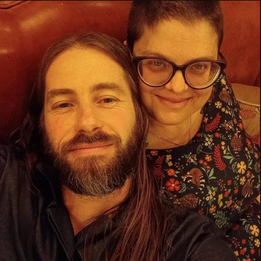 Čarliz Storm i Met Džonson 2.jpg