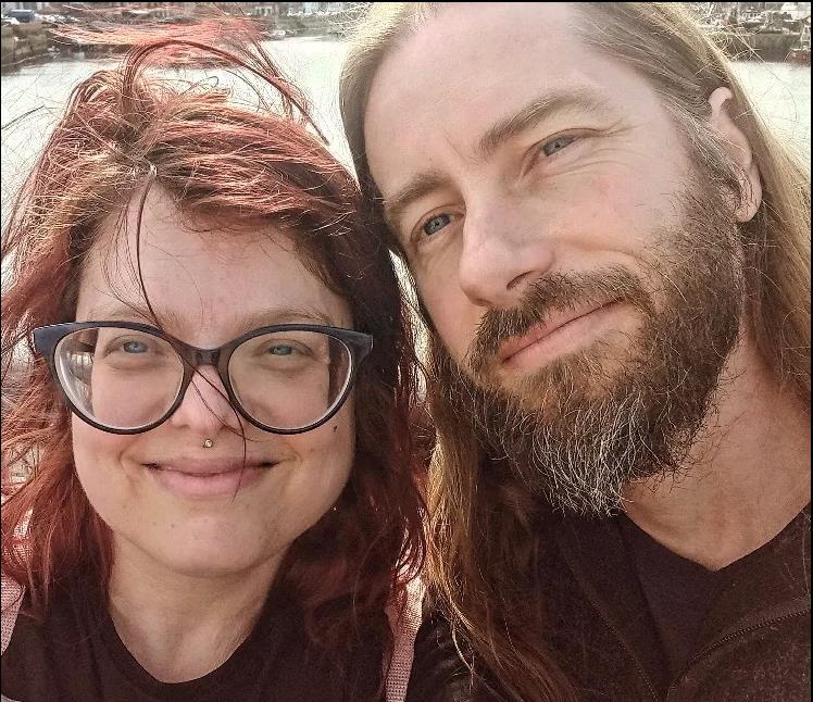 Čarliz Storm i Met Džonson 1.jpg