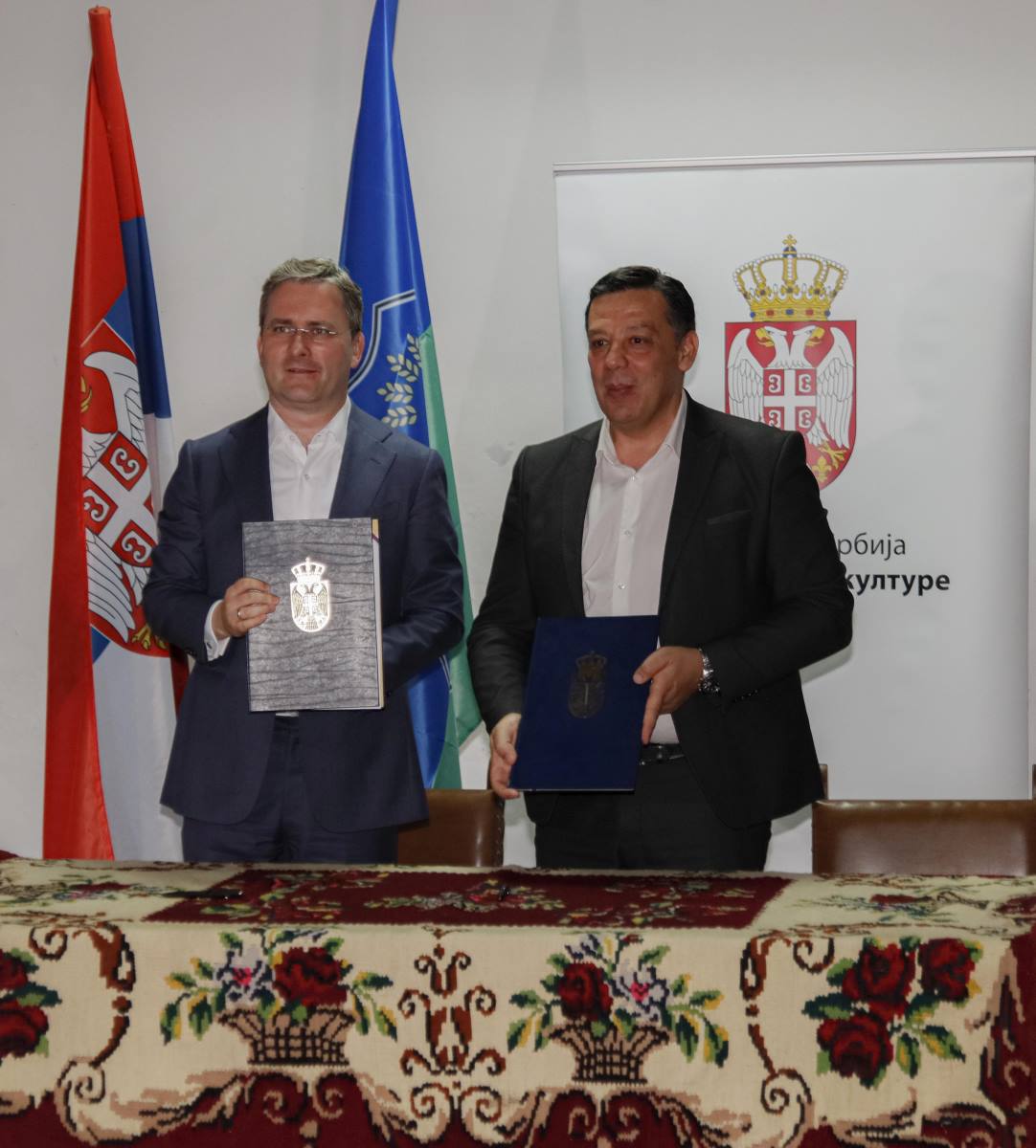 JPG (11 of 39)08072025.jpg