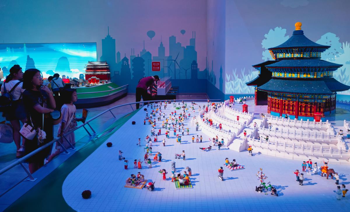 lidija04 EPA Alex Plavevski.jpg