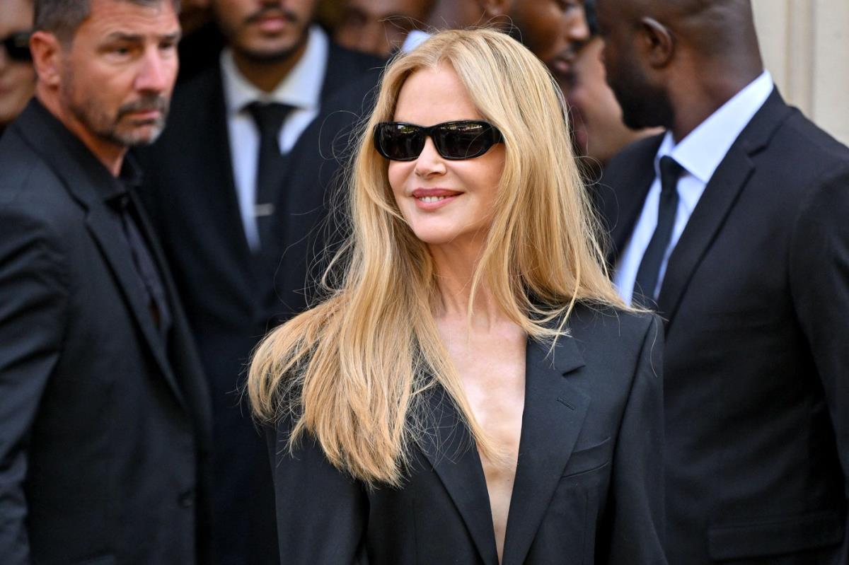 Nikol Kidman bez brushaltera na reviiji u Parizu profimedia-1020042619.jpg