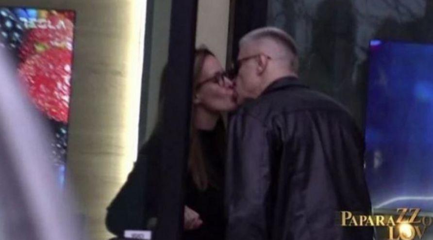 2025-07-11 08_40_48-Djordje David se ljubi sa ženom na ulici - Alo.rs.jpg