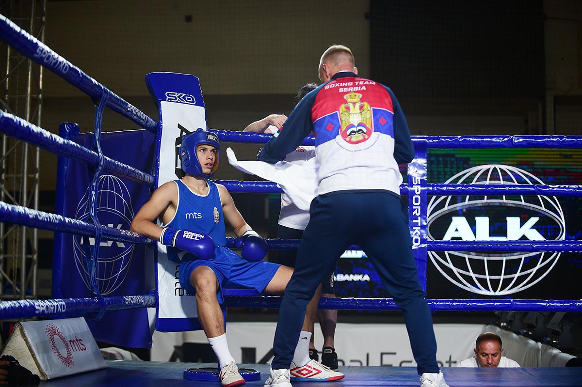 EUBC Juniori KIKIS CEDIC_100725_foto dusan milenkovic 0121.jpg