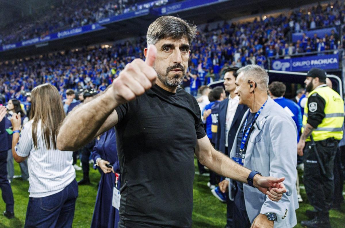 Veljko Paunović slavi ulazak Ovijeda u La Ligu