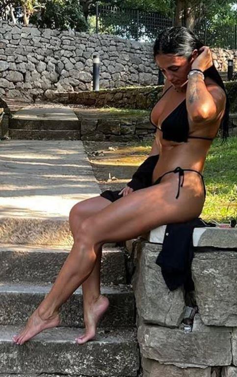 Rukometašica Sara Garović na moru