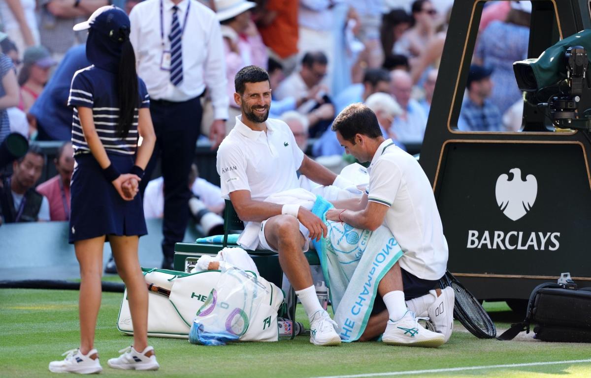 Novak Đoković Vimbldon 2025 polufinale medicinska pomoć