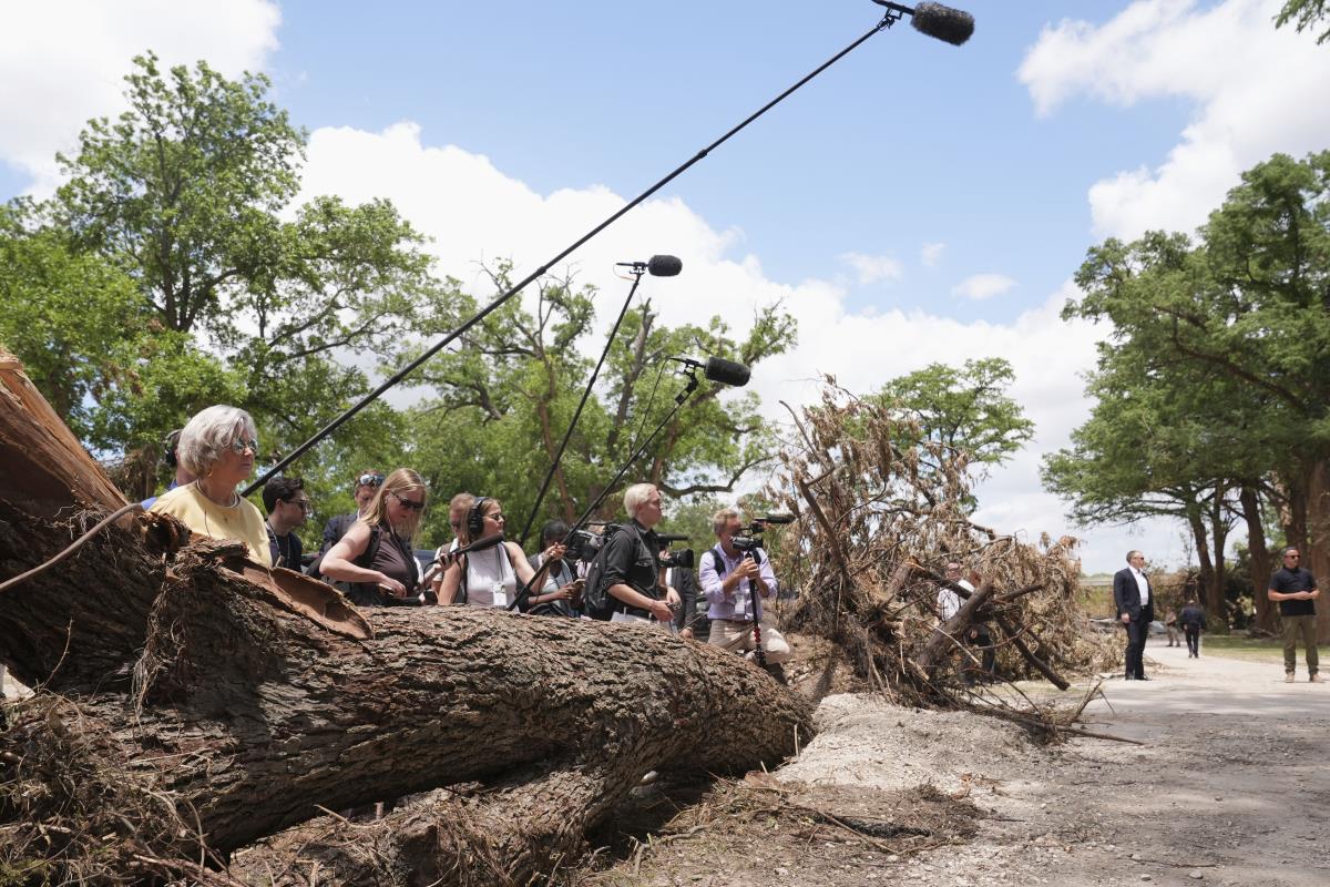 xx03 AP Jacquelyn Martin.jpg