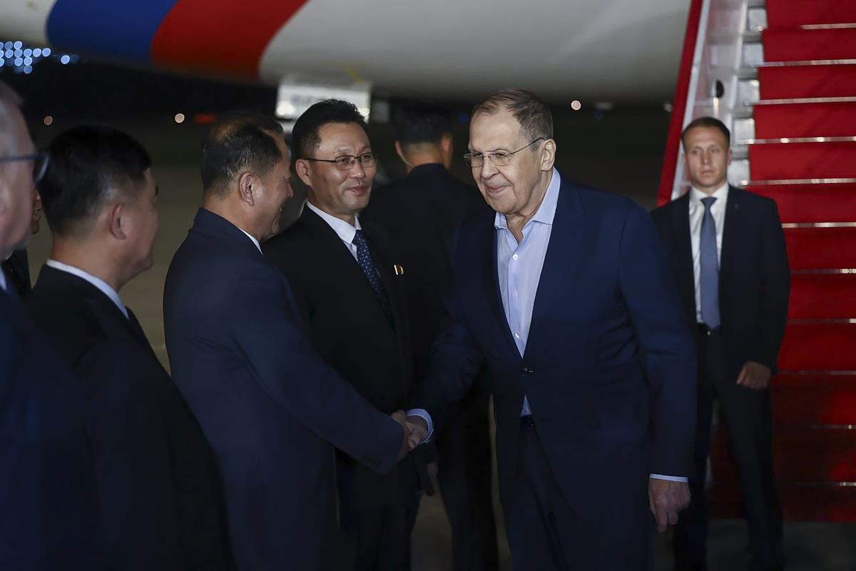 x01 EPA Russian Foreign Ministry Press.jpg