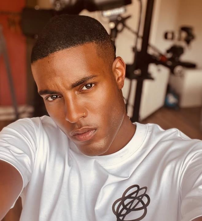 Stefan-Pjer Tomlin 3.jpg