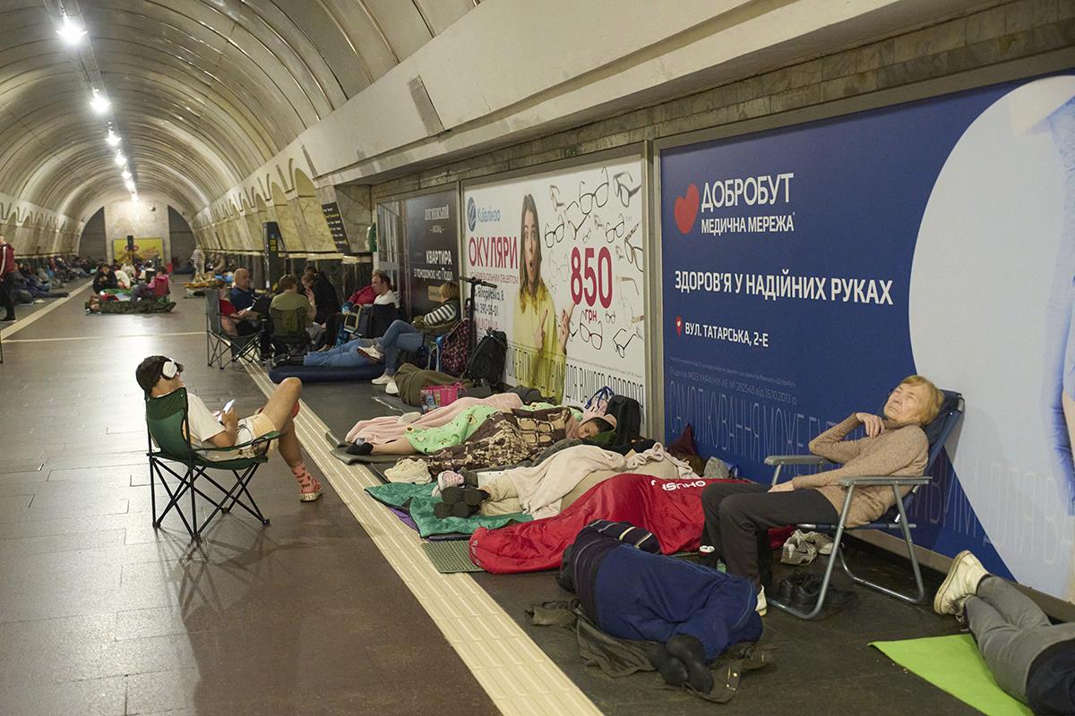 x01 AP Efrem Lukatsky.jpg