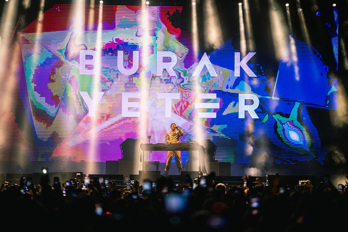 Burak Yeter-MainStage -EXIT2025.jpg