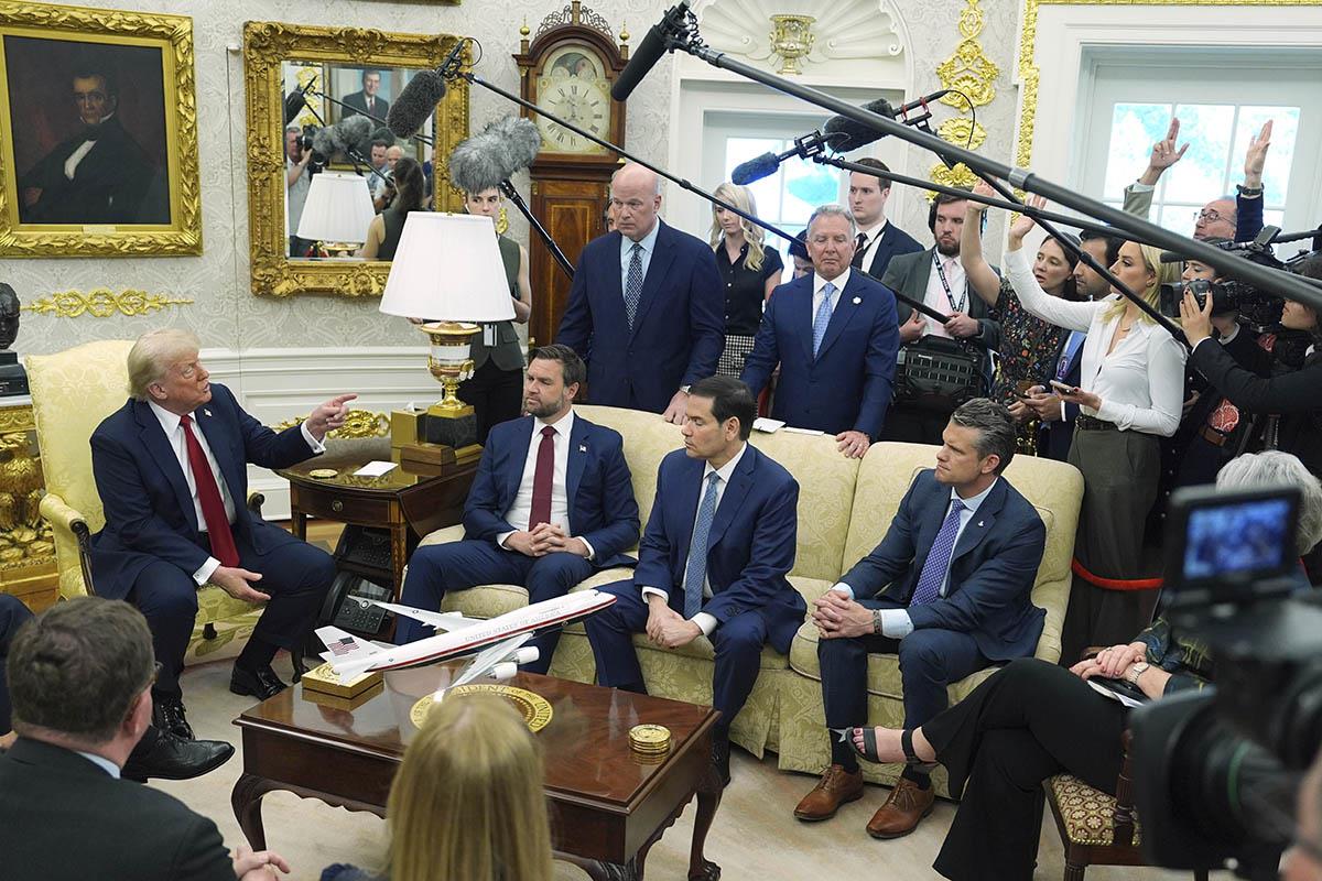 110 AP Evan Vucci.jpg