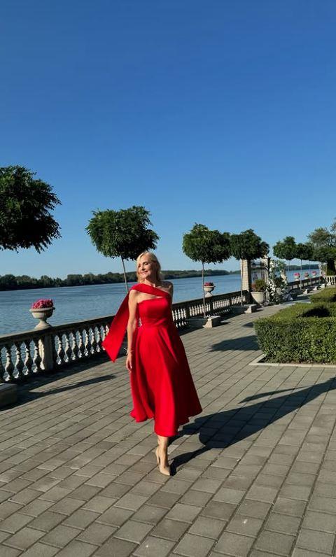 2025-07-15 07_32_34-Instagram.jpg