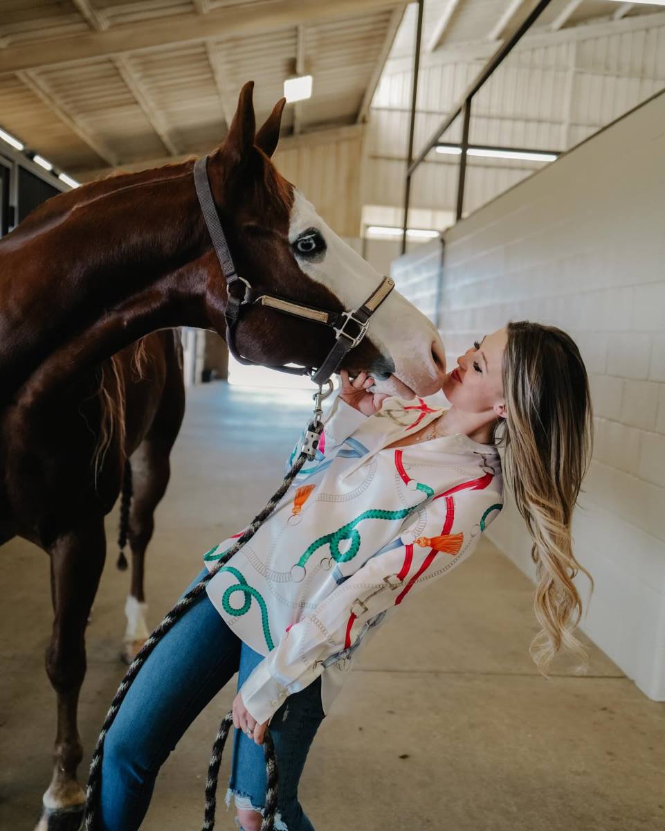 Đina Šumaher sa omiljenim konjem