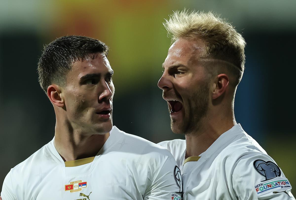 Dušan Vlahović i Uroš Račić na meču protiv Crne Gore