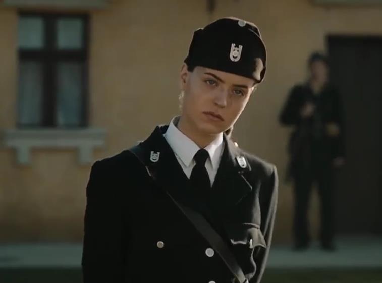 Alisa Radaković kao Nada Šakić