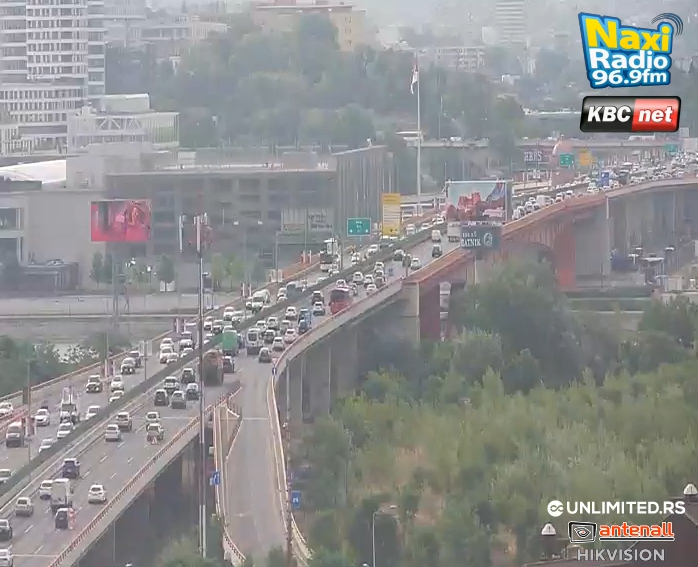 2025-07-16 07_30_22-Naxi radio _ Opusti se i uživaj — Mozilla Firefox.png