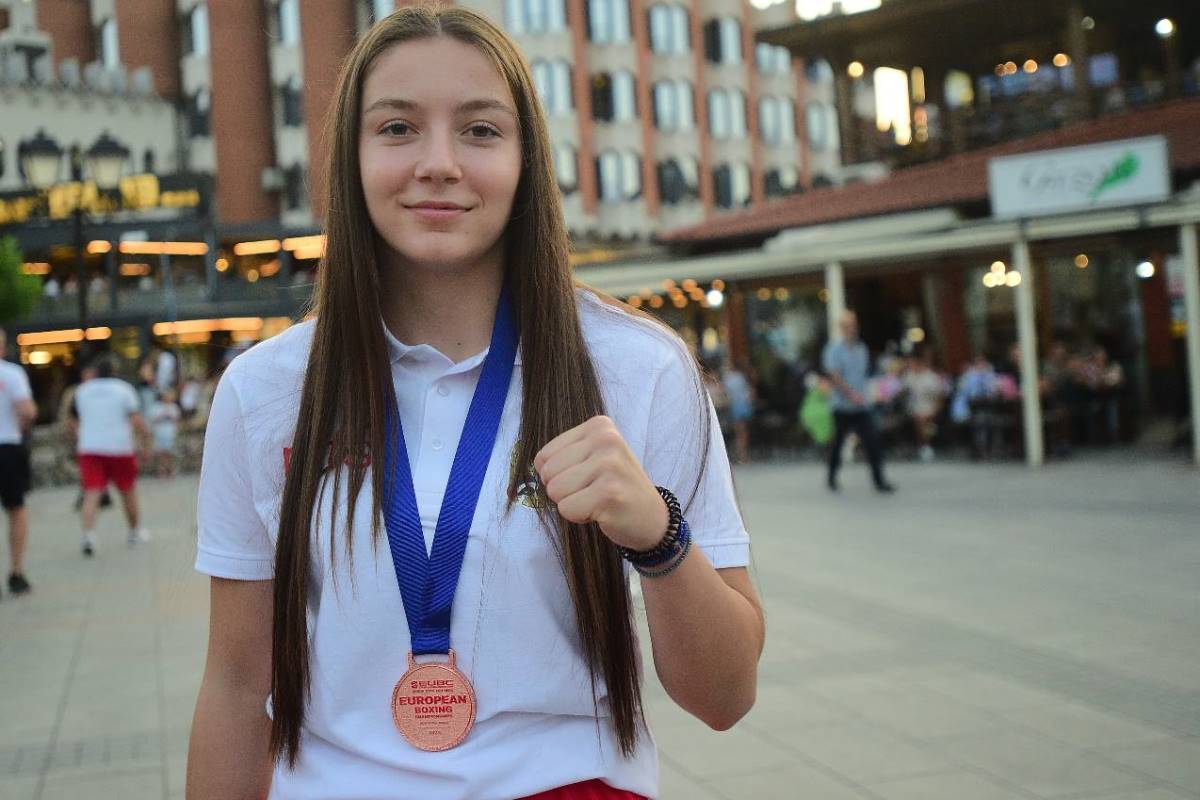 dodela medalja juniorke10.jpg