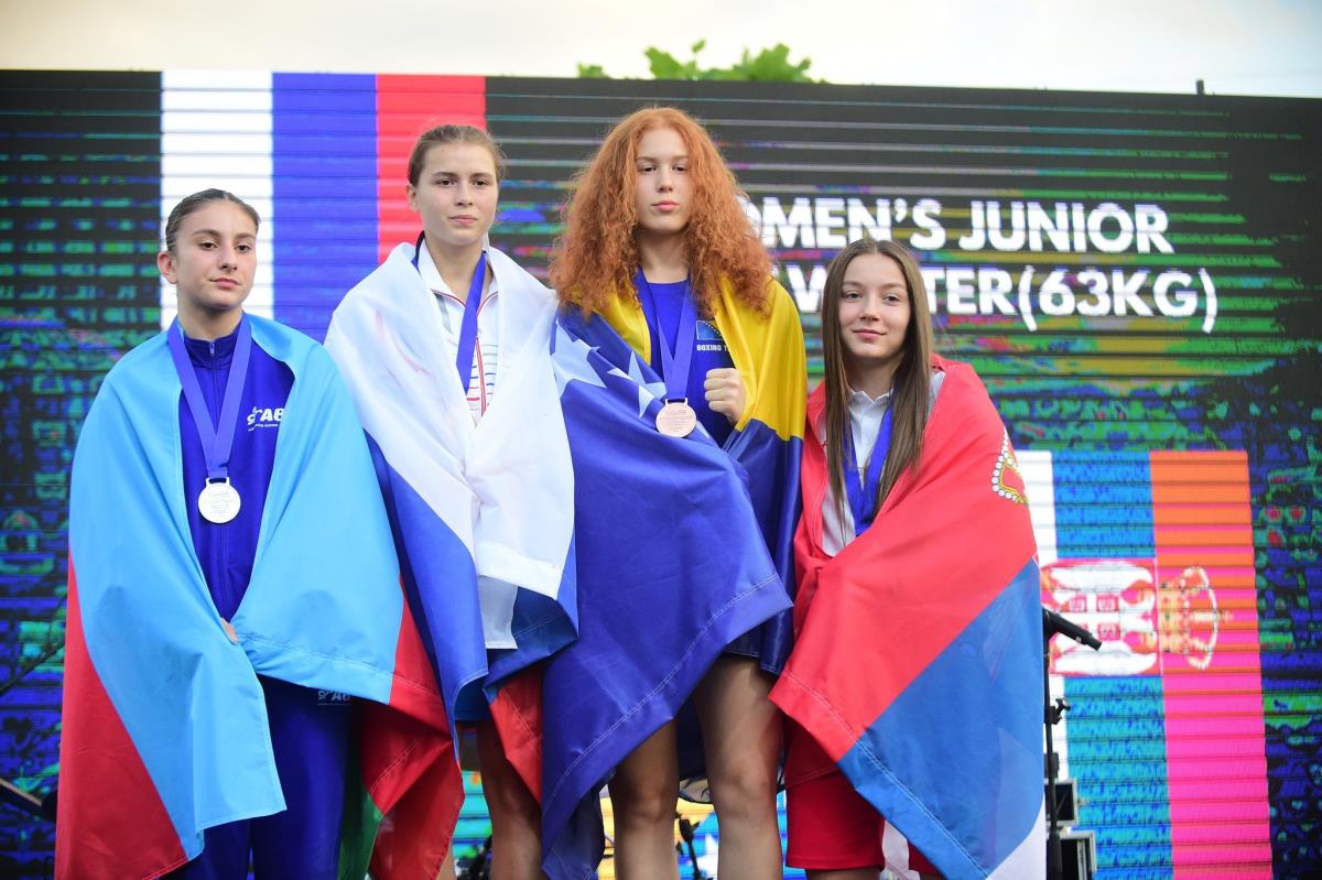 dodela medalja juniorke5.jpg