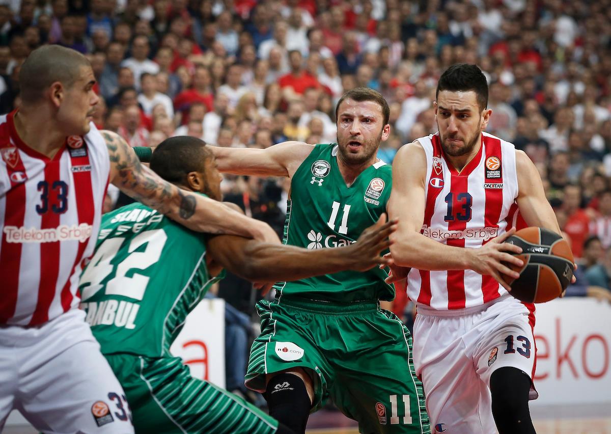 Vasilije Micić u dresu Crvene zvezde