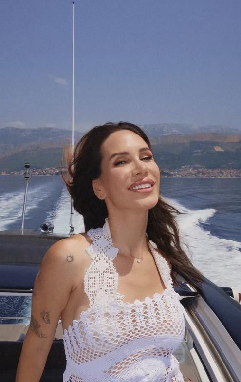 Nikolija Jovanović na jahti na moru