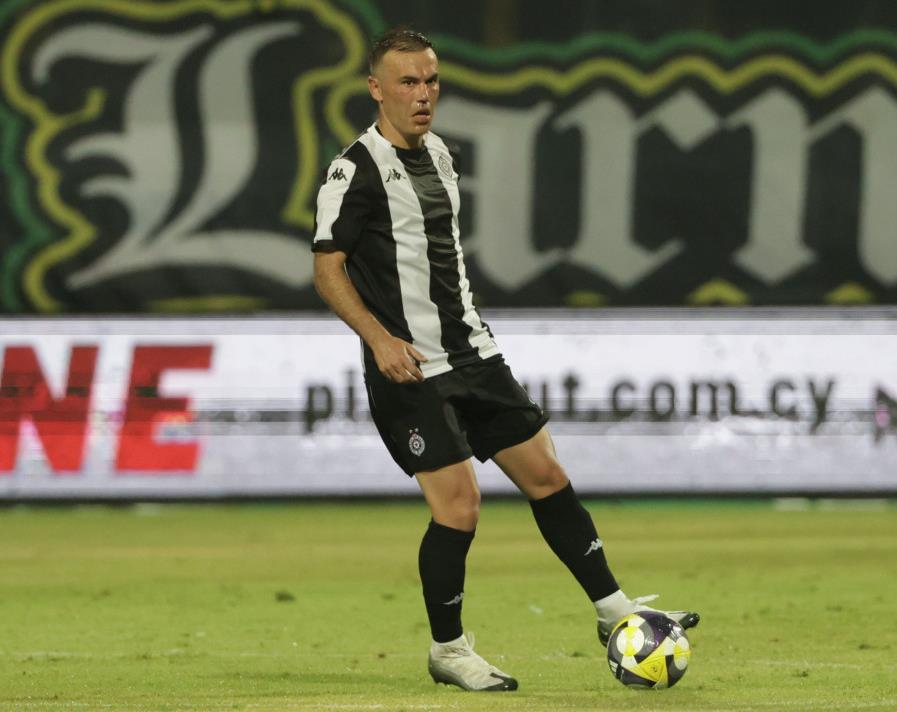 Bibars Natho na utakmici protiv AEK iz Larnake