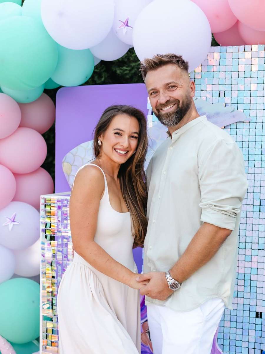 “Naša mala sirena je napunila dve godine! 🎀🧜🏼_♀️Dan je bio pun balona, zagrljaja, morske čaro(4).jpg