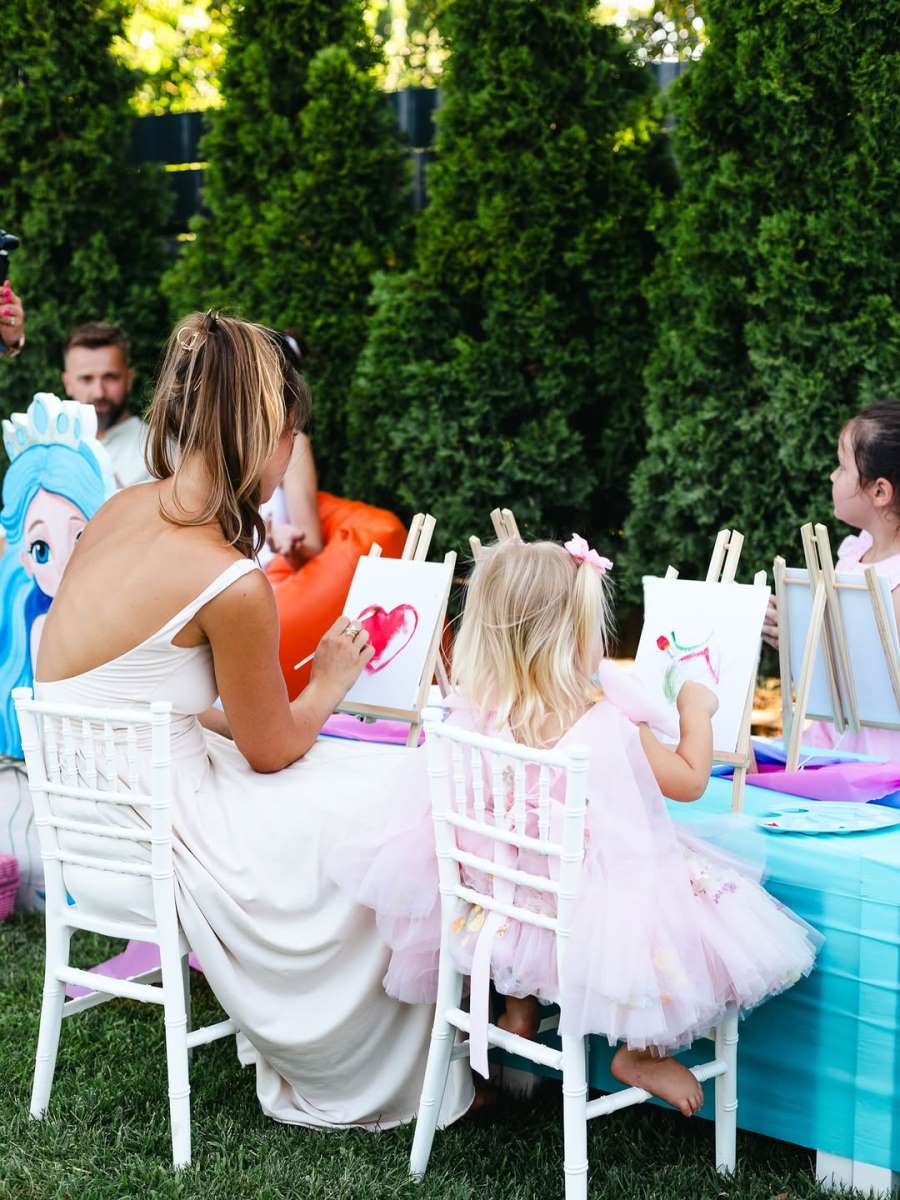 “Naša mala sirena je napunila dve godine! 🎀🧜🏼_♀️Dan je bio pun balona, zagrljaja, morske čaro(10).jpg